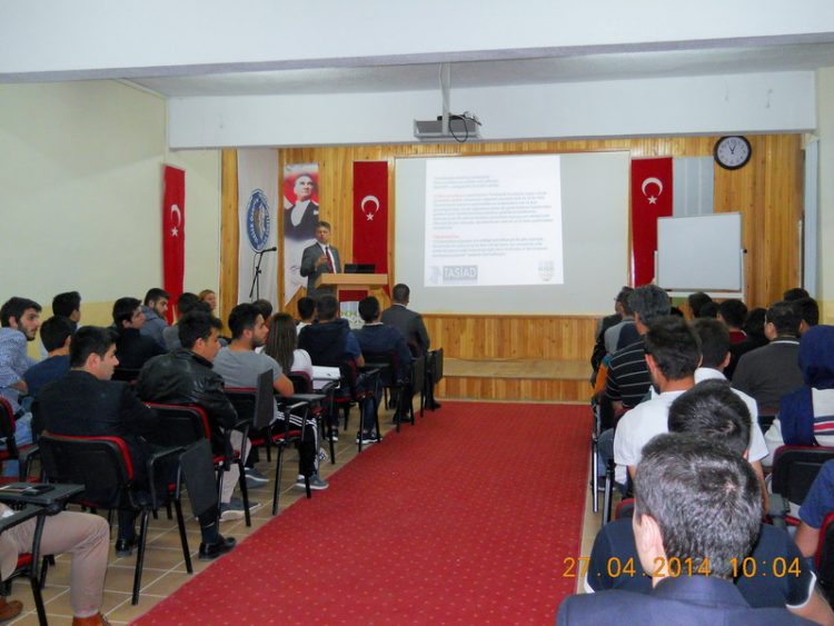 Seminerlerde Öğrencilerle Buluştuk