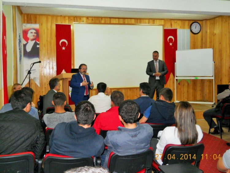 Seminerlerde Öğrencilerle Buluştuk