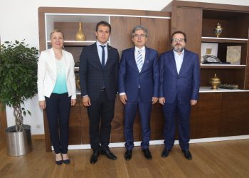 TASİAD İSTANBUL İL MİLLİ EĞİTİM MÜDÜRLÜĞÜNÜ MAKAMINDA ZİYARET ETTİ.