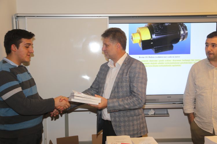 MESLEK LİSELERİNE YÖNELİK ÜCRETSİZ KİTAP DAĞITIMINA BAŞLANDI