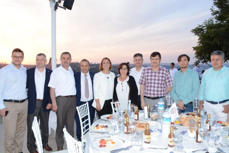 GELENEKSEL İFTARIMIZ CEMİLE SULTAN KORUSUNDA YAPILDI.