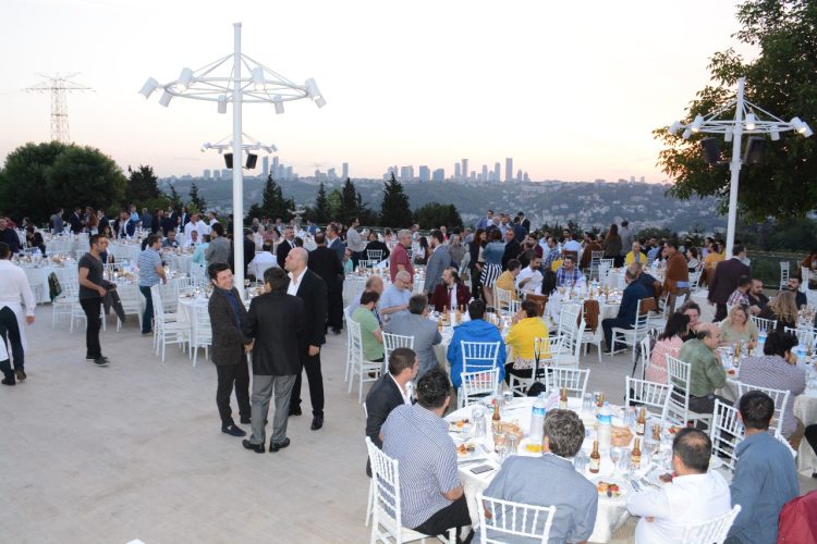 GELENEKSEL İFTARIMIZ CEMİLE SULTAN KORUSUNDA YAPILDI.