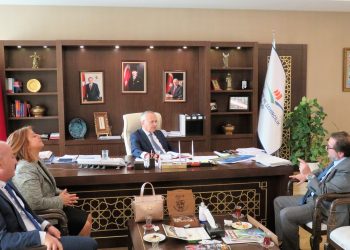 T.C. ÇEVRE VE ŞEHİRCİLİK BAKANLIĞI’NA OKULUMUZU TANITTIK.