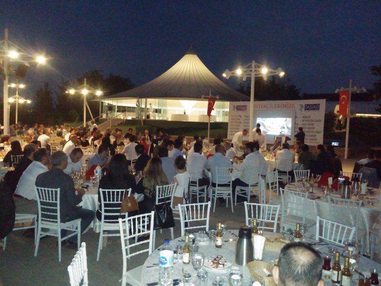 GELENEKSEL İFTAR YEMEĞİMİZİ 5 HAZİRAN’DA GERÇEKLEŞTİRDİK.