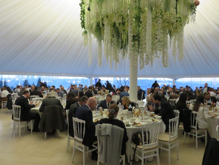 TASİAD GELENEKSEL İFTAR YEMEĞİNİ GERÇEKLEŞTİRDİ.