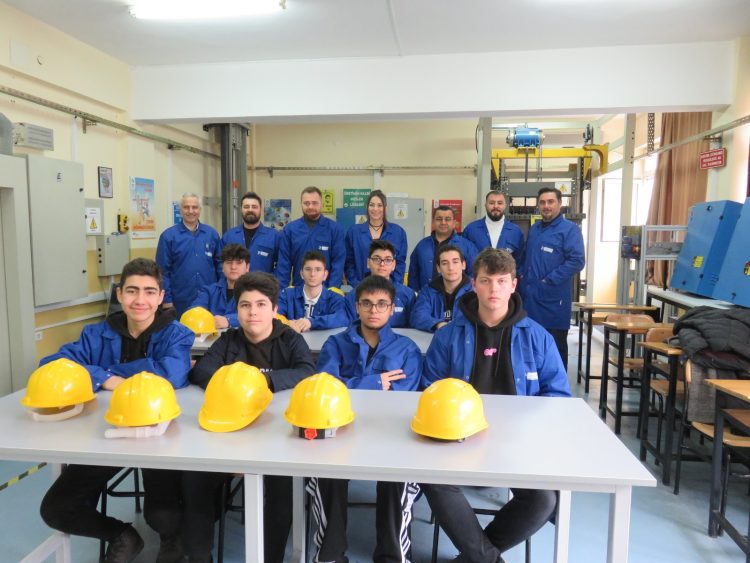 Haydarpaşa MTAL’ nin asansör atölyesinin eksik malzemeleri tamamlandı.