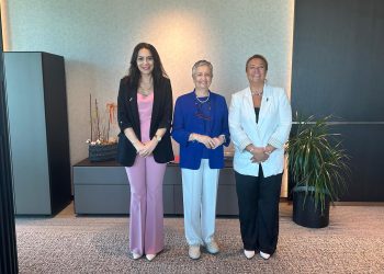 Halkbank yönetim kurulu üyesi sayın M.Belma SEKMEN’ i İstanbul Finans Merkezinde ziyaret ettik.