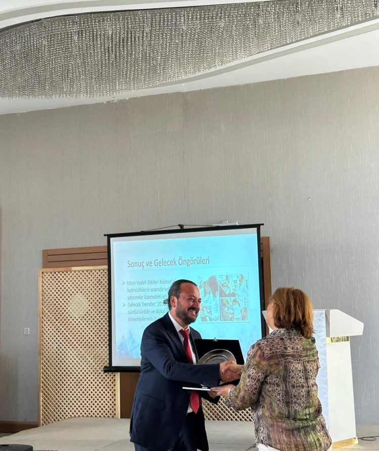 Mayıs ayı kahvaltı toplantısı Arkel Elektrik Elektronik Ceo’su Cenk Ceylan’ın katılımıyla gerçekleşti.